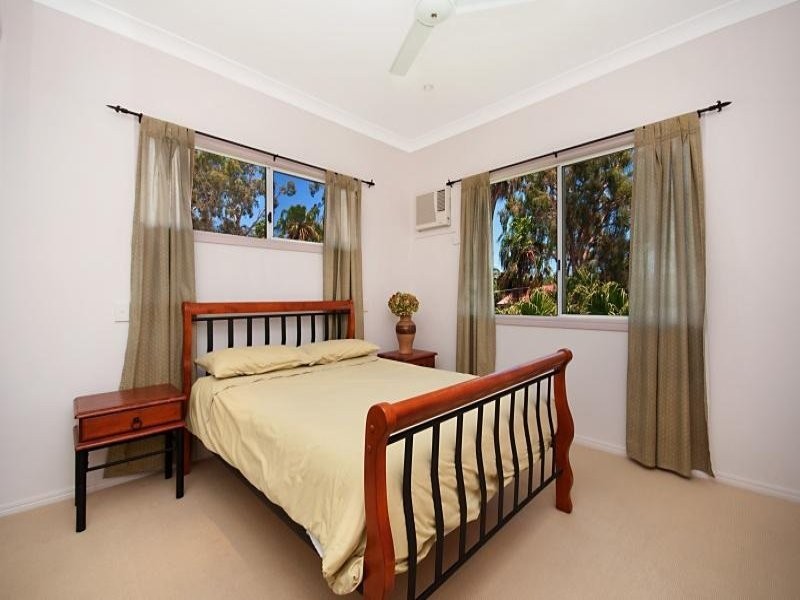 11 Marita Ct, Bushland Beach QLD 4818