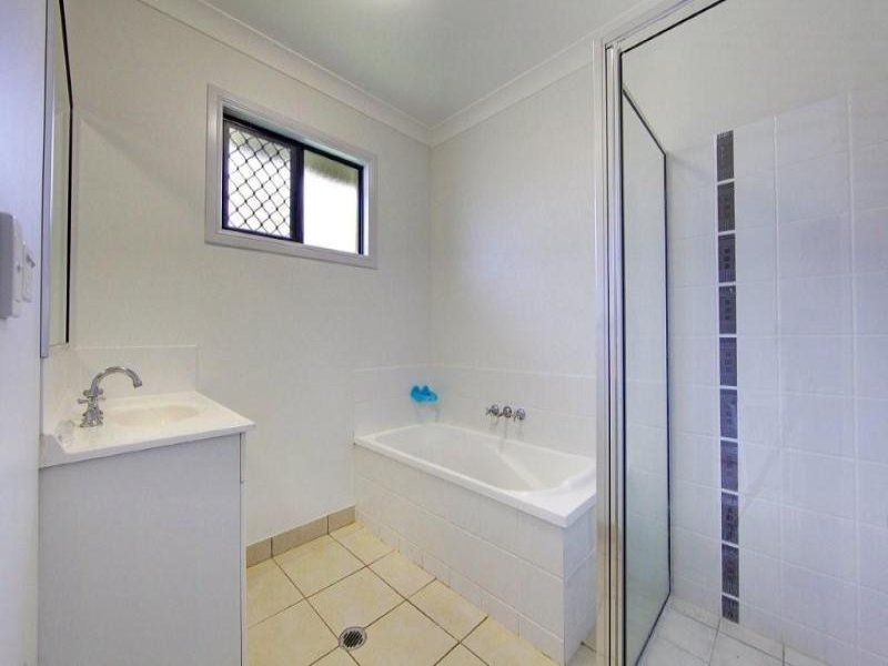 6 Amy Court, Kelso QLD 4815