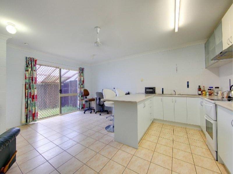 11/14 Nix St, West End QLD 4810