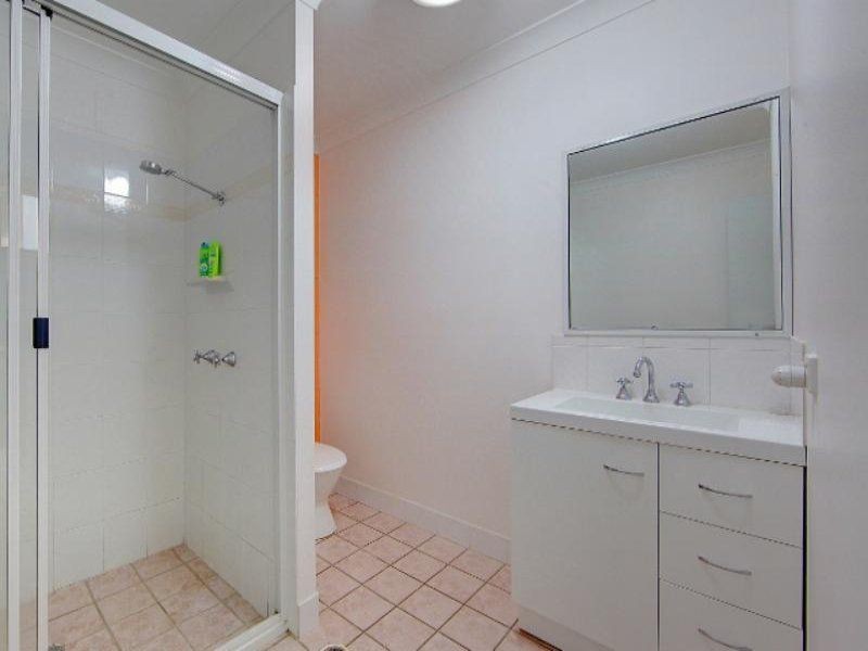 11/14 Nix St, West End QLD 4810