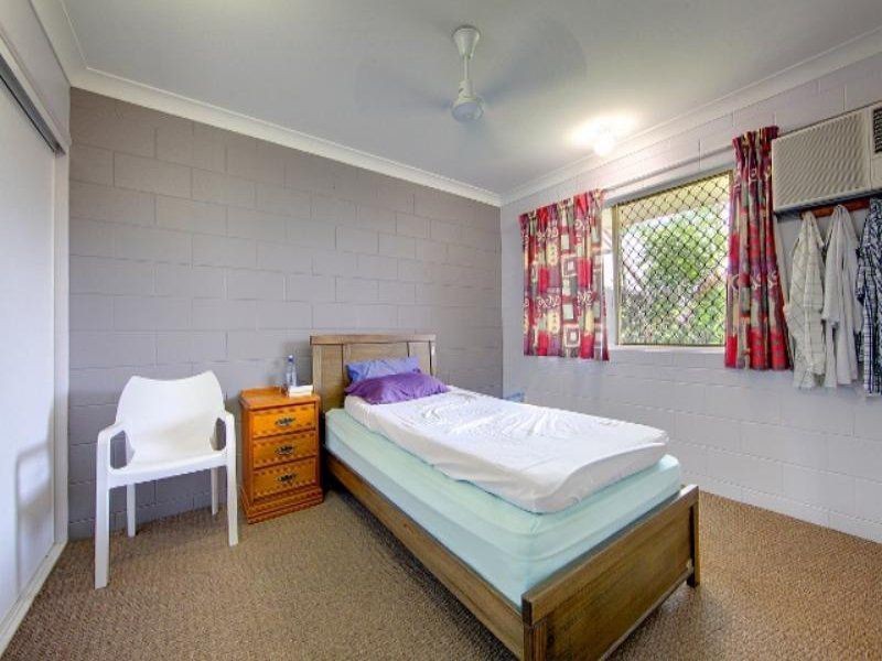 11/14 Nix St, West End QLD 4810