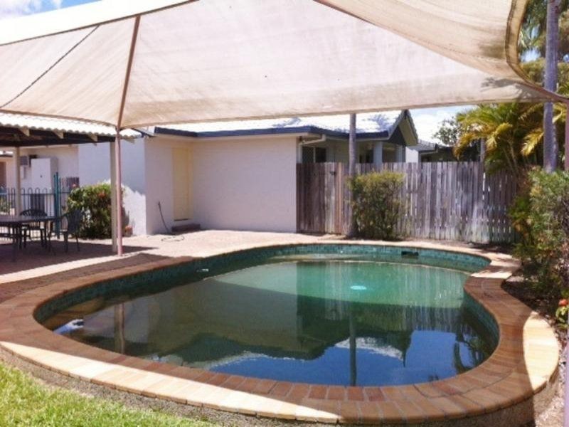 11/14 Nix St, West End QLD 4810