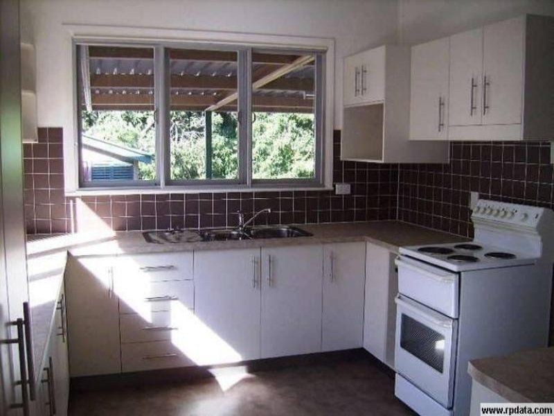 72 Kings Rd, Hyde Park QLD 4812