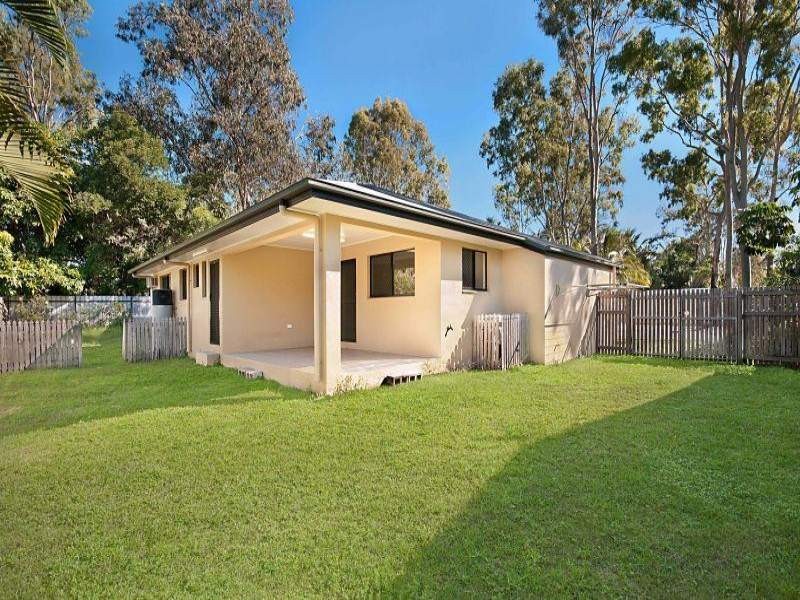 16 Balsam St, Bushland Beach QLD 4818