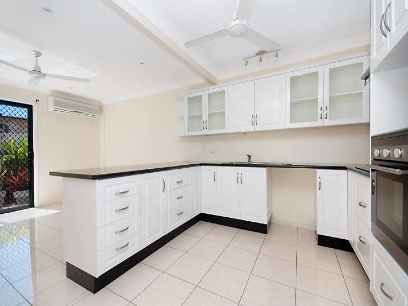 21 Warburton St, North Ward QLD 4810