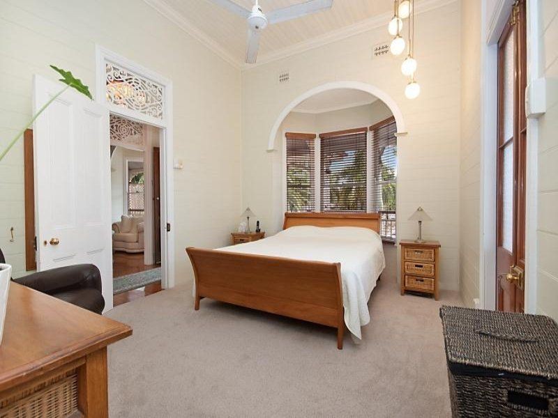 221 Kelso Dr, Kelso QLD 4815