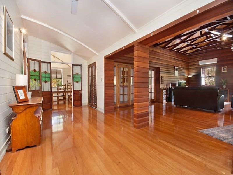 221 Kelso Dr, Kelso QLD 4815