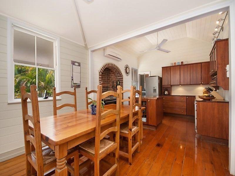 221 Kelso Dr, Kelso QLD 4815