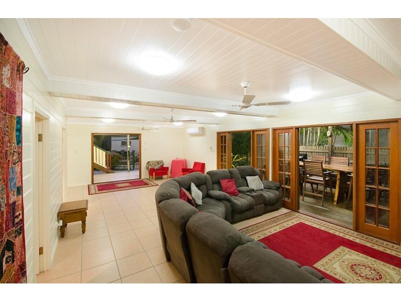 Railway Estate QLD 4810