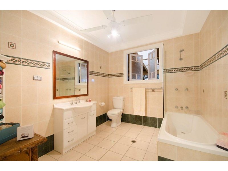 Railway Estate QLD 4810