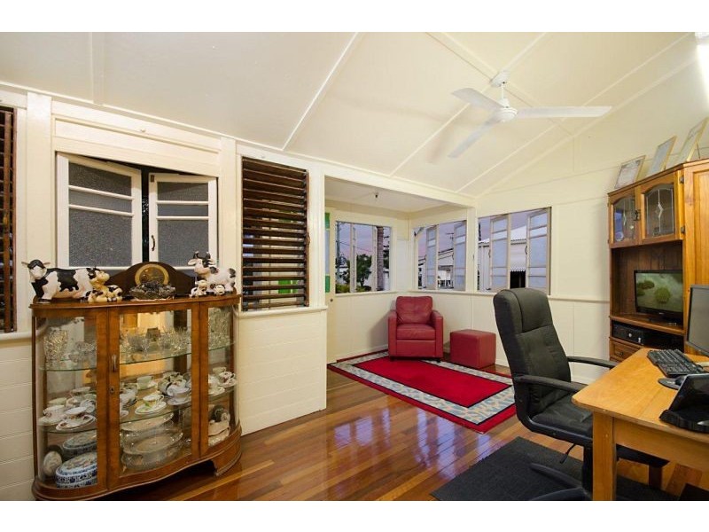 Railway Estate QLD 4810