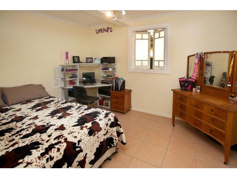 Railway Estate QLD 4810