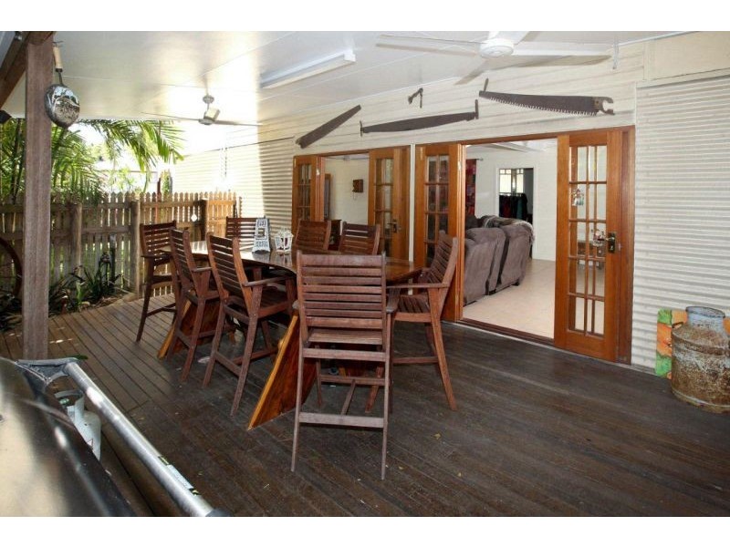 Railway Estate QLD 4810