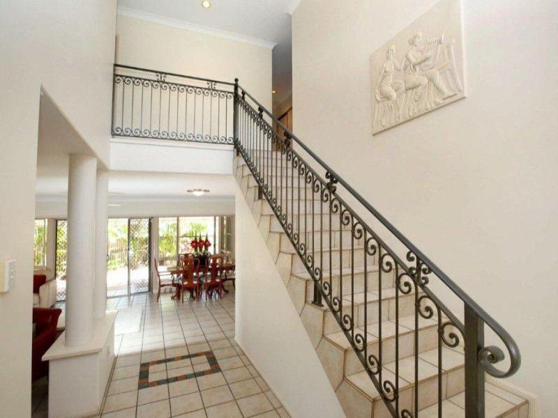 9 Cardwell Ct, Kirwan QLD 4817