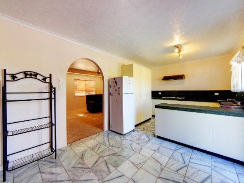 16 Julia St, Kirwan QLD 4817