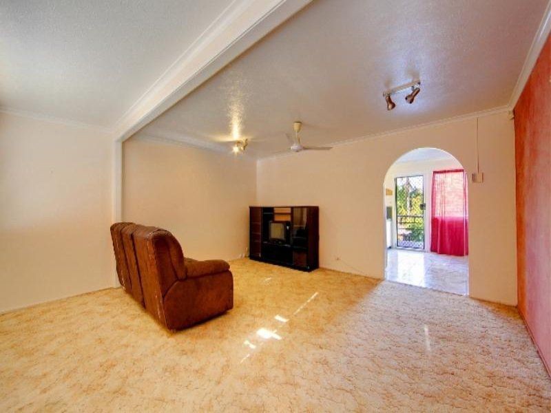 16 Julia St, Kirwan QLD 4817