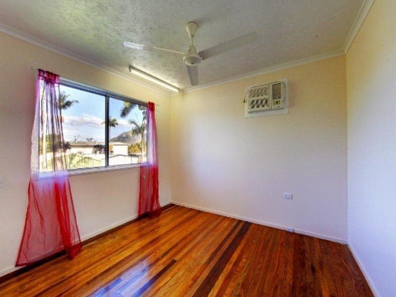 16 Julia St, Kirwan QLD 4817