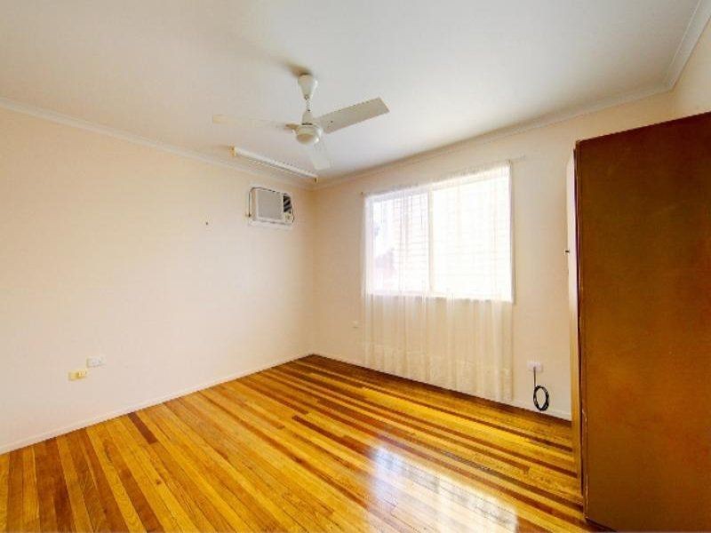 16 Julia St, Kirwan QLD 4817