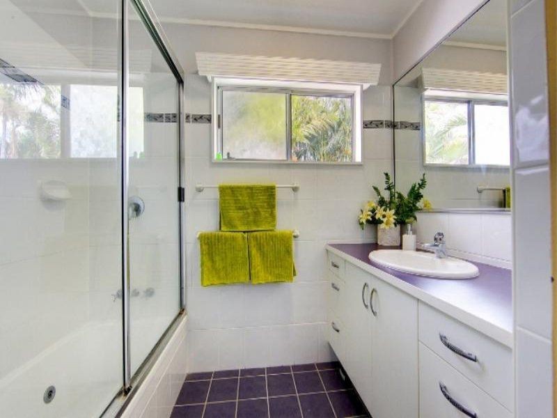 11 Ferntree St, Kirwan QLD 4817