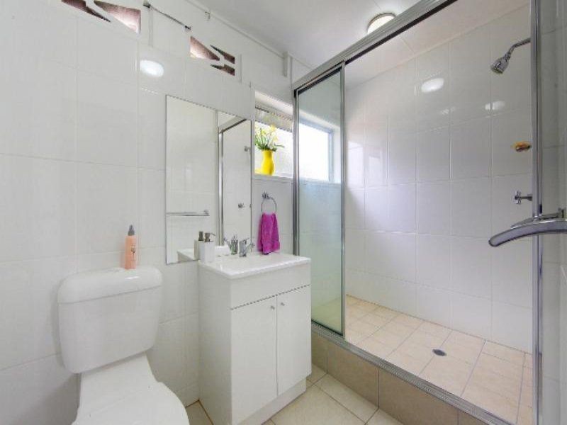 11 Ferntree St, Kirwan QLD 4817