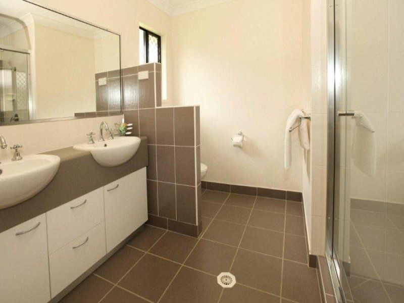 6 Wexham Ct, Kirwan QLD 4817