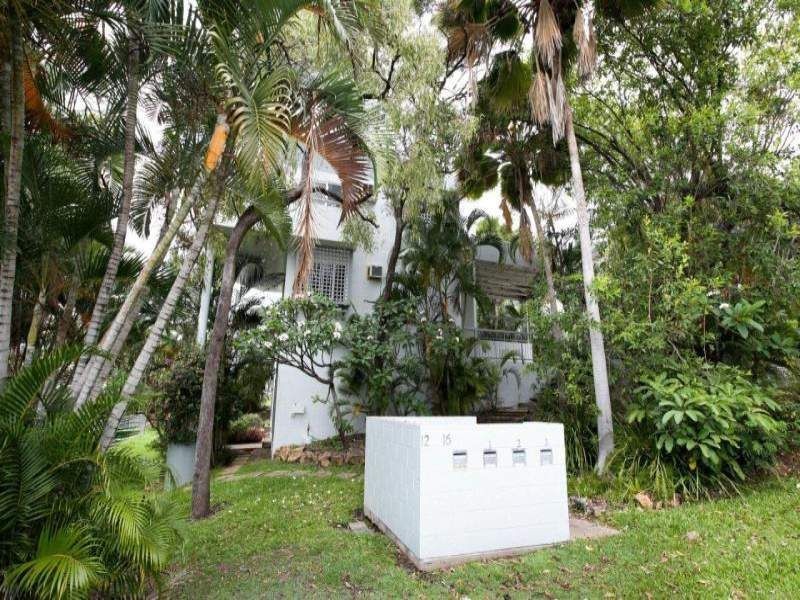 1/14 Eden St, Belgian Gardens QLD 4810