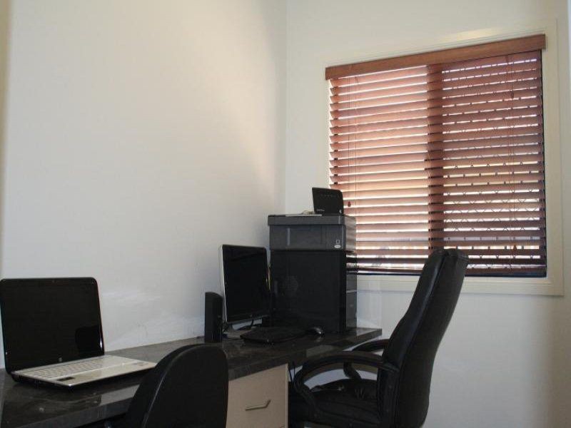 50 Mannikin Way, Bohle Plains QLD 4817