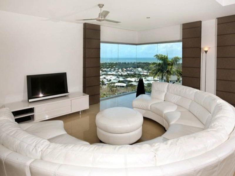 96 Goiceochea Dr, Bushland Beach QLD 4818