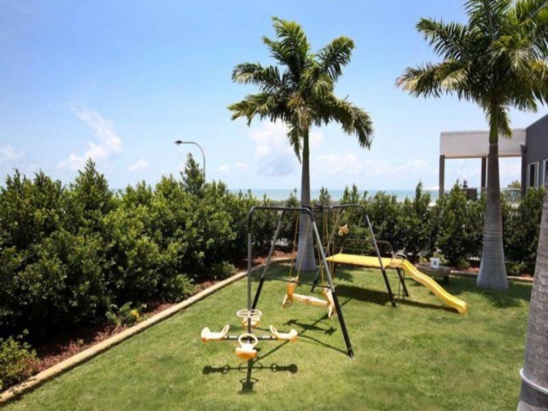 96 Goiceochea Dr, Bushland Beach QLD 4818