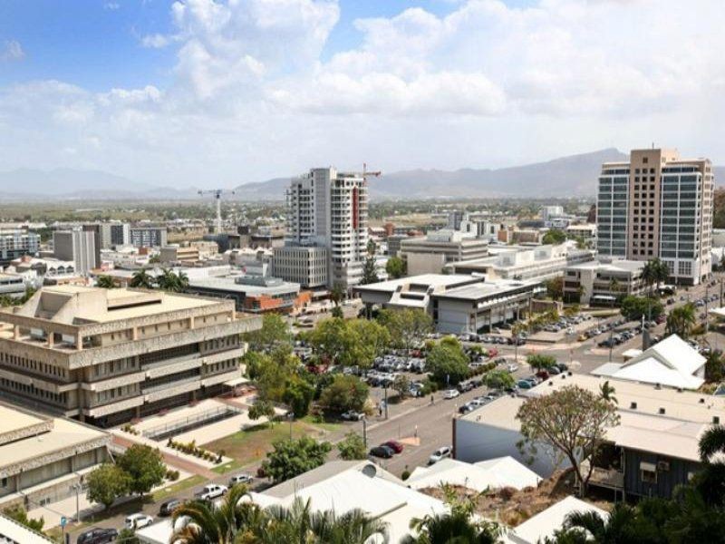 13/6 Hale St, Townsville City QLD 4810