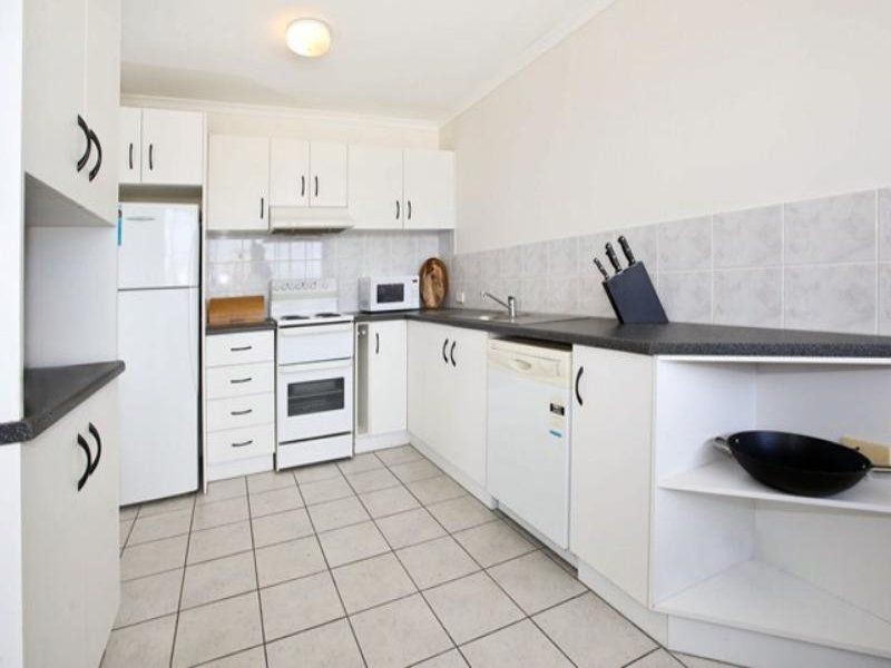 13/6 Hale St, Townsville City QLD 4810