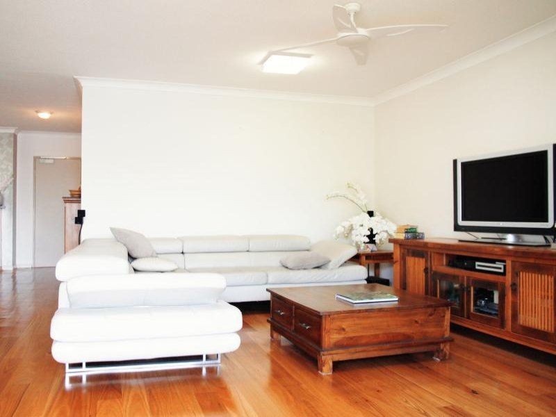 21/7 Mariners Dr, Townsville City QLD 4810