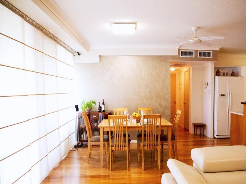 21/7 Mariners Dr, Townsville City QLD 4810