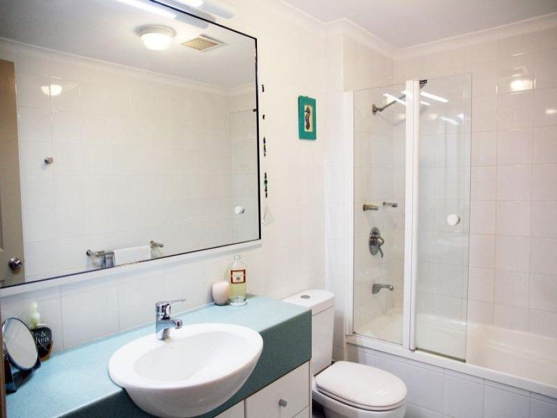 21/7 Mariners Dr, Townsville City QLD 4810