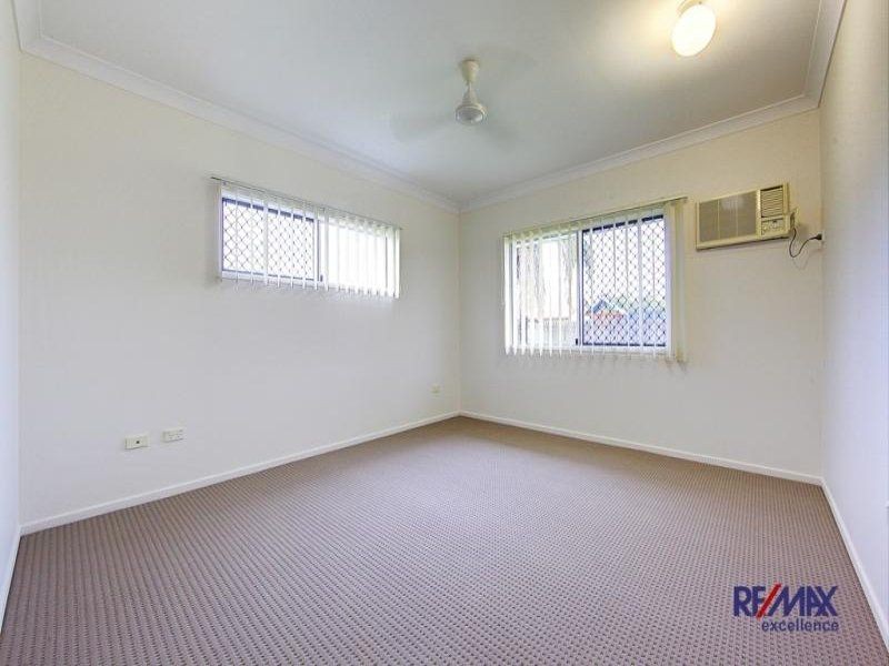 92 Phoenix  Pde, Kirwan QLD 4817