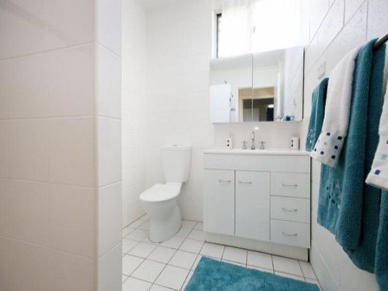 4 Henrietta  St, Aitkenvale QLD 4814