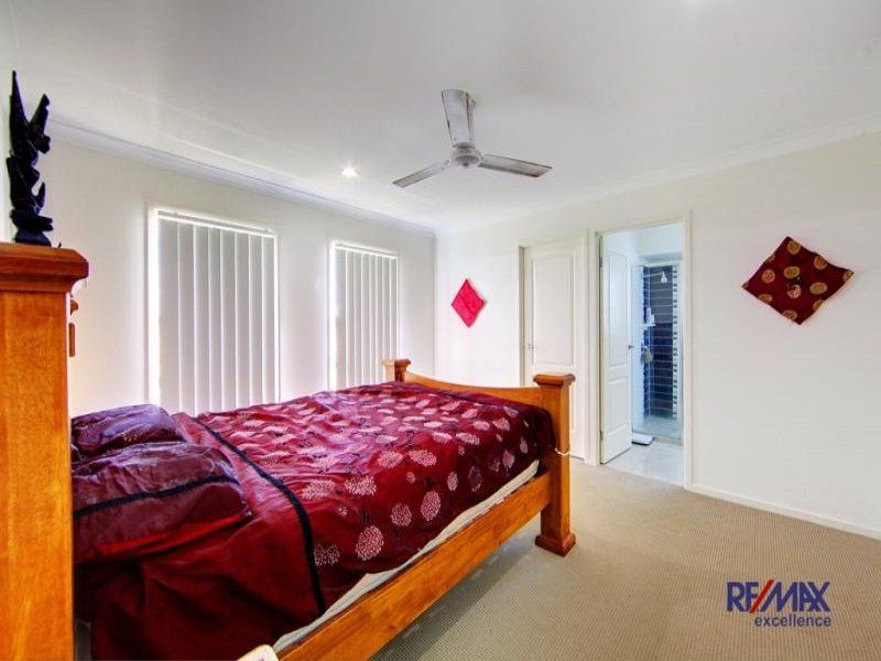 16 Apple Gum Ave, Mount Low QLD 4818