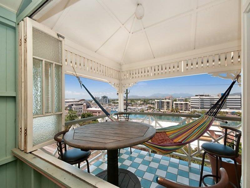 11 Melton Tce, Townsville City QLD 4810