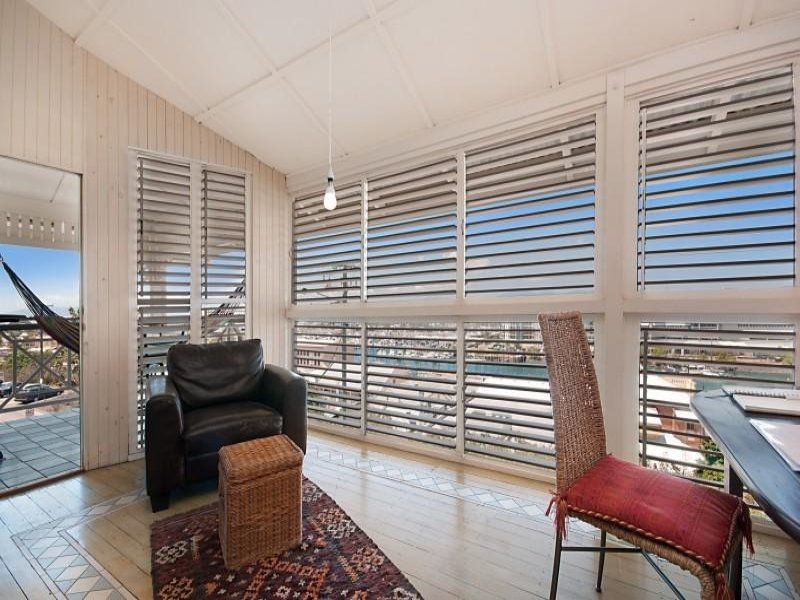 11 Melton Tce, Townsville City QLD 4810