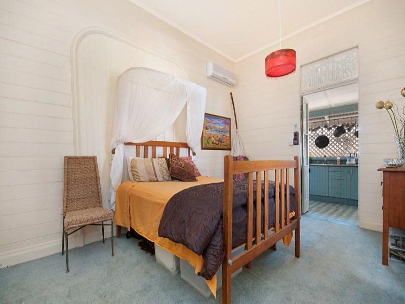 11 Melton Tce, Townsville City QLD 4810