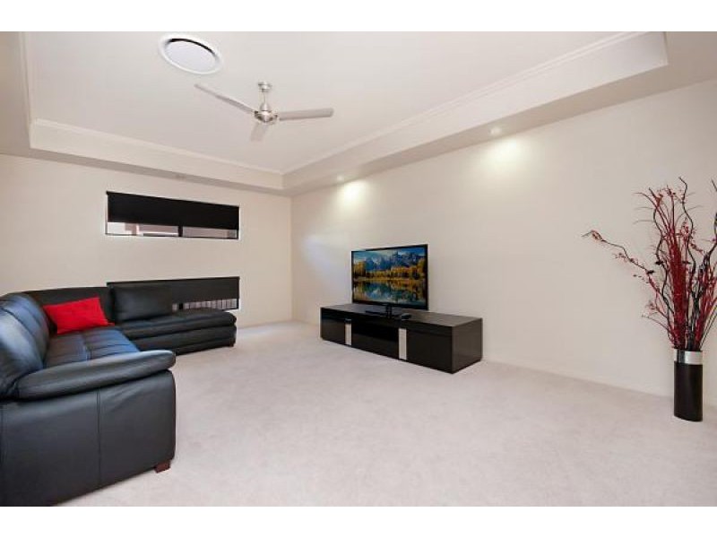 16 Saba St, Burdell QLD 4818