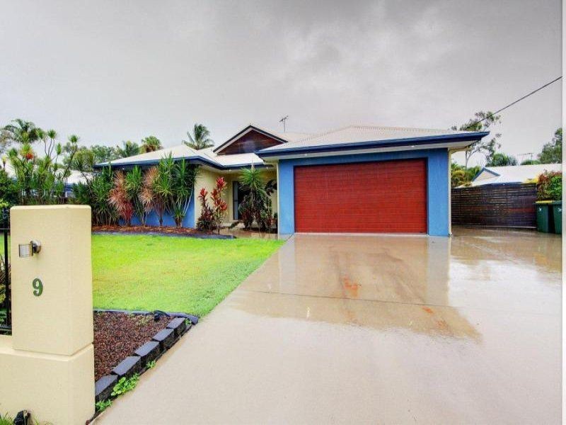 9 Jamaica  Cres, Bushland Beach QLD 4818