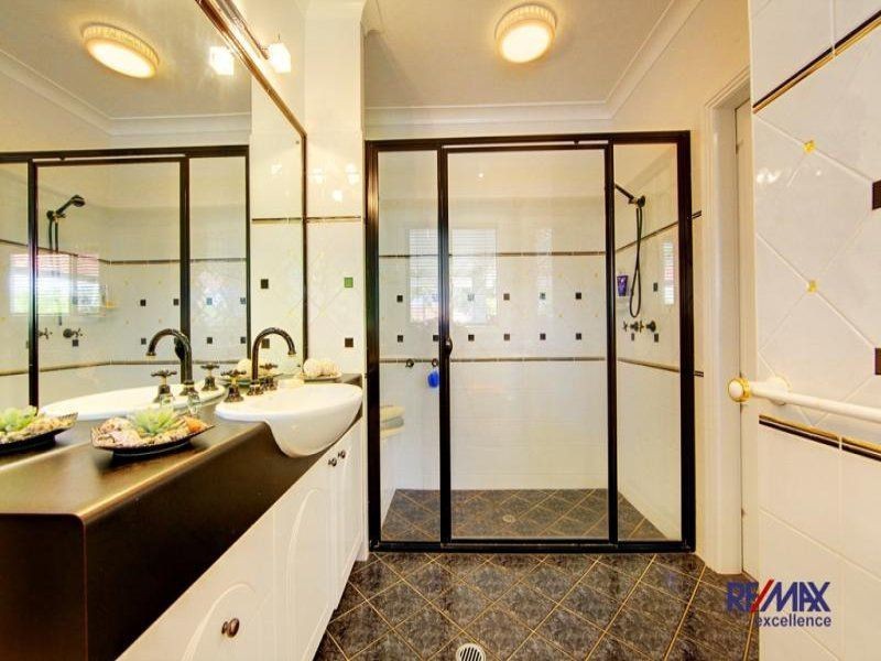 132 River Park Dr, Annandale QLD 4814