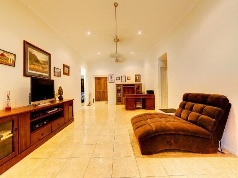 15 George Ansell Ave, Cungulla QLD 4816