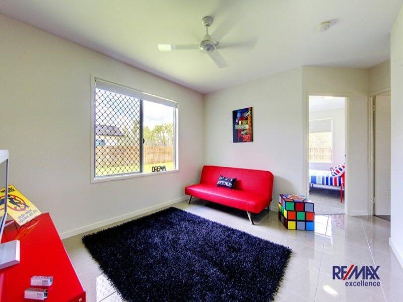 11 Bell Gum  Pl, Mount Low QLD 4818