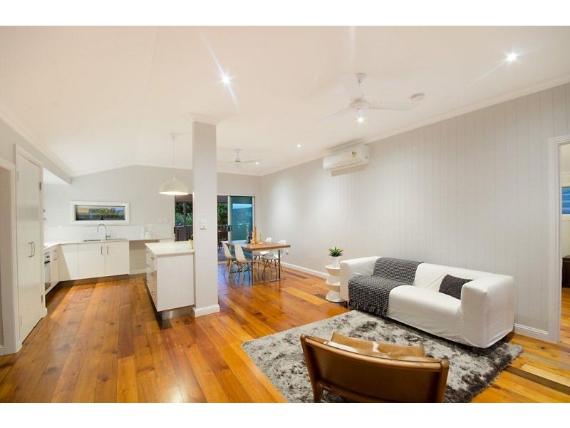 40 Edwards St, West End QLD 4810