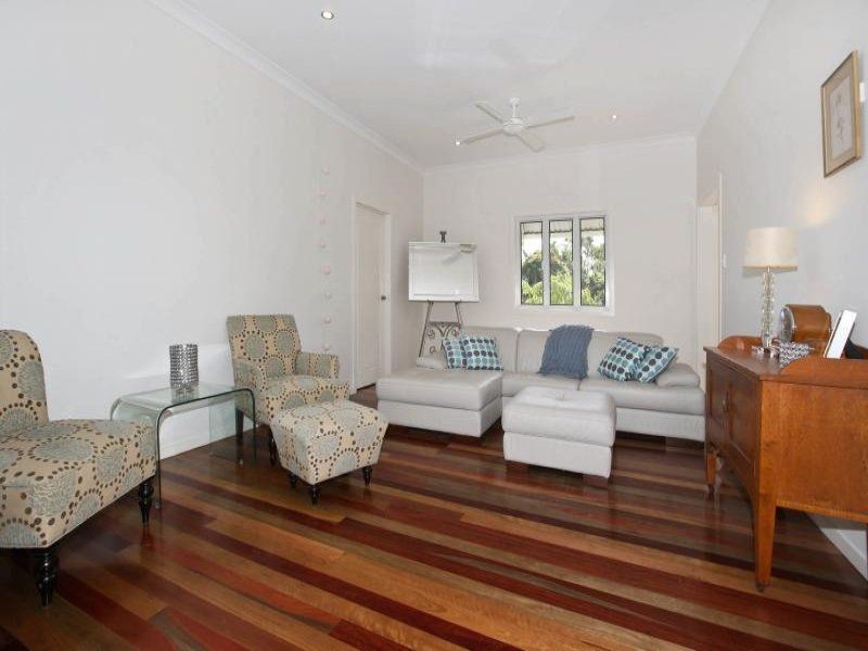 14 Sixth Avenue, South Townsville QLD 4810