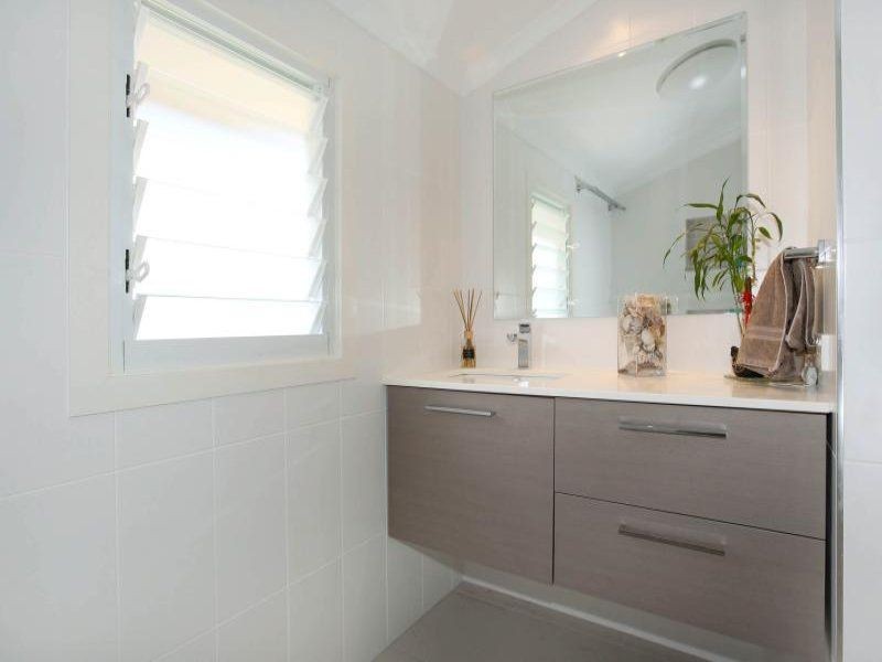 14 Sixth Avenue, South Townsville QLD 4810