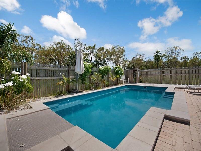 29 Daintree Dr, Bushland Beach QLD 4818