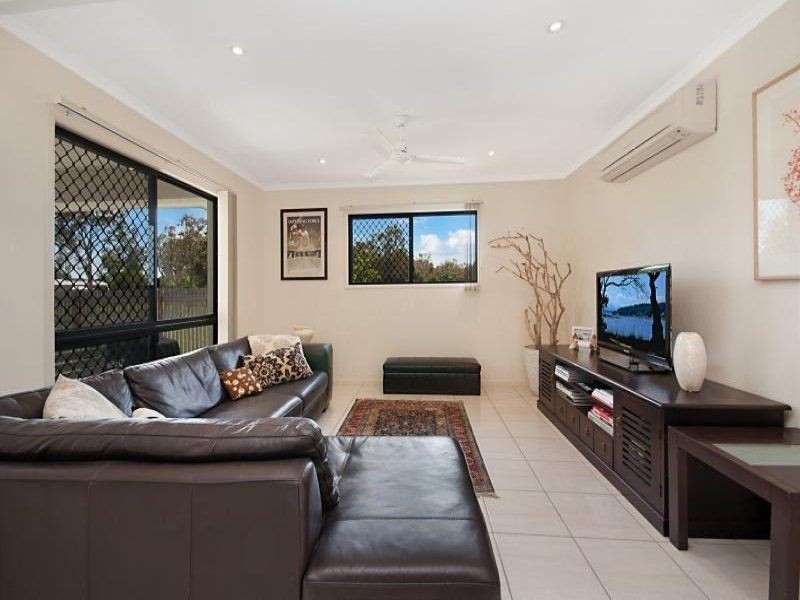 29 Daintree Dr, Bushland Beach QLD 4818